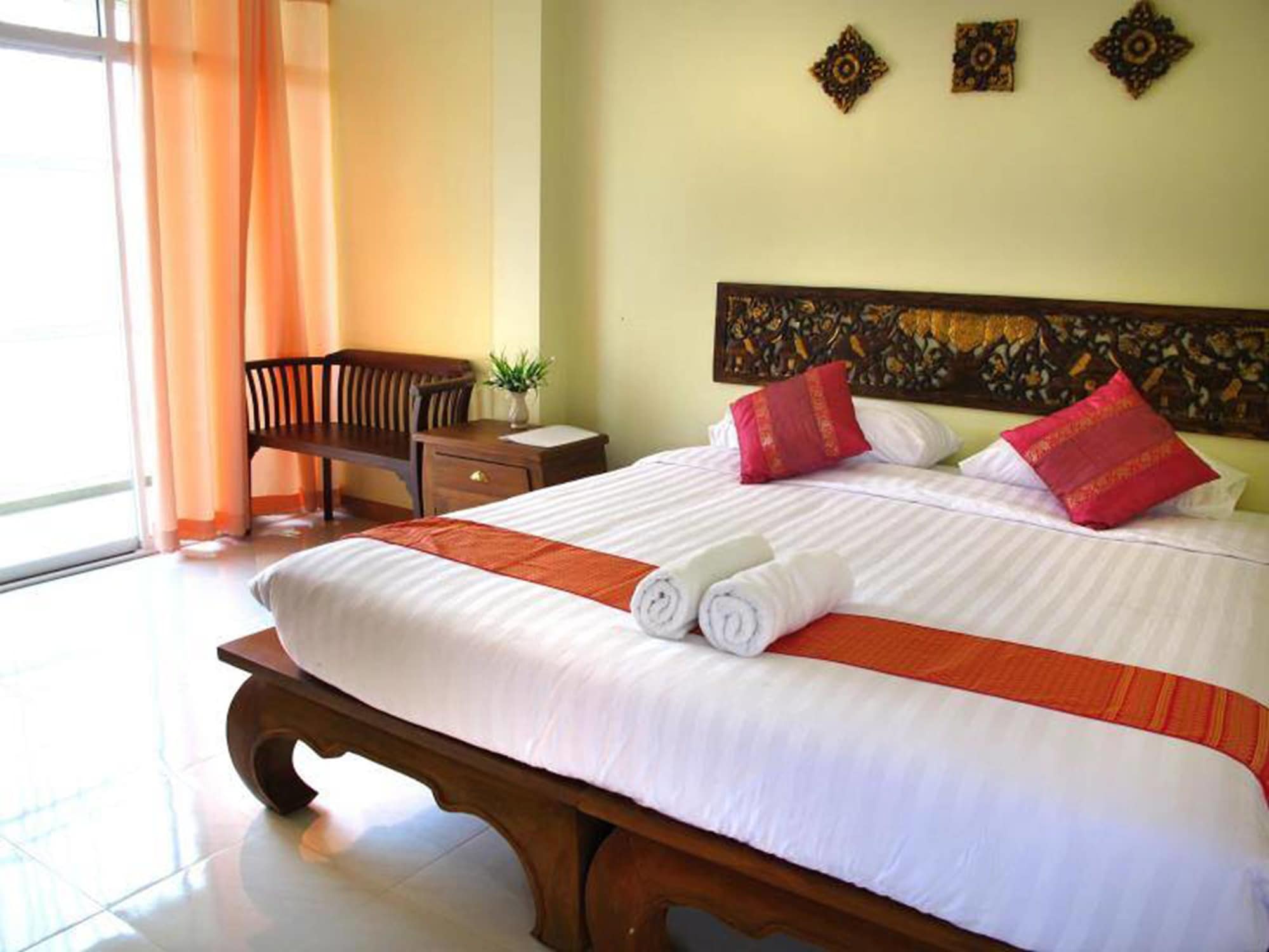 Standard, King Bed