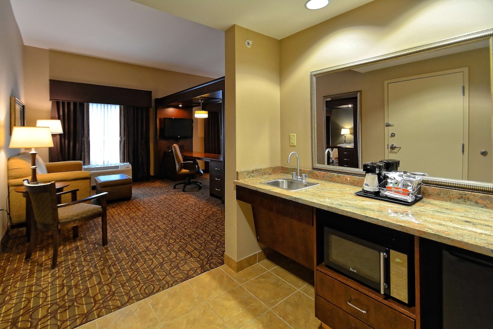 Hampton Inn Geneseo 37/54