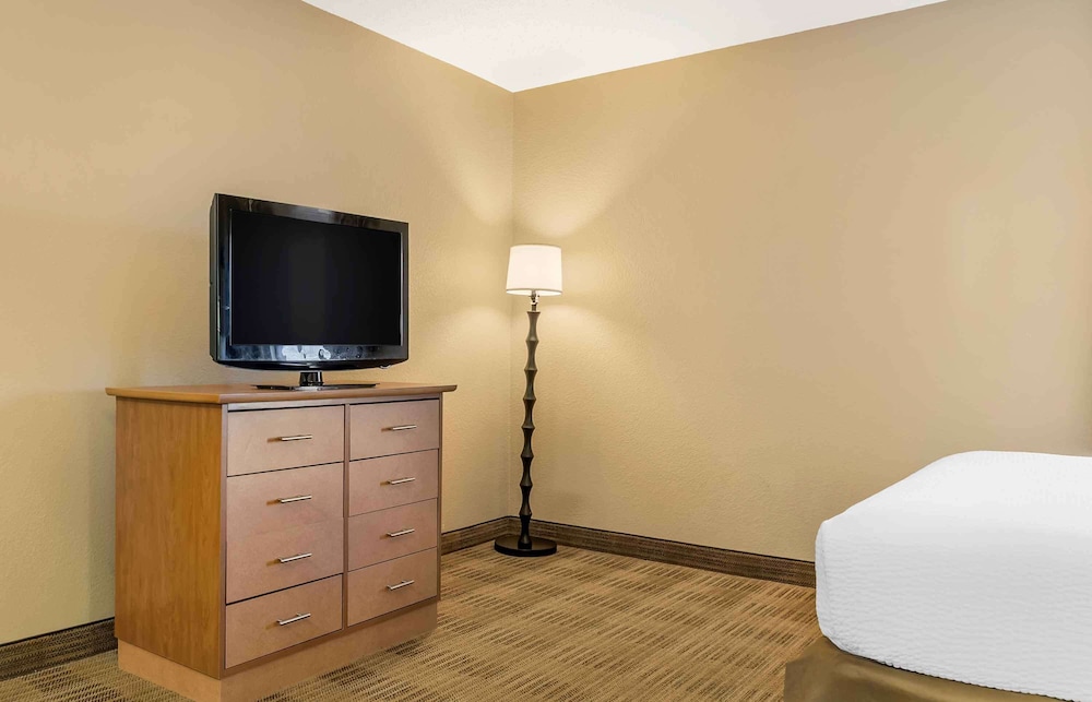 Extended Stay America - Detroit - Ann Arbor-University South 40/49