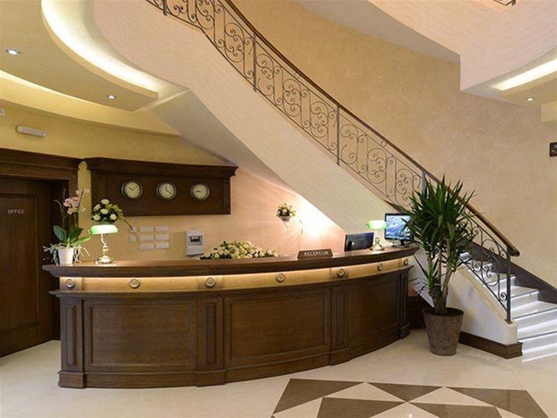 Majdan Hotel 6/38