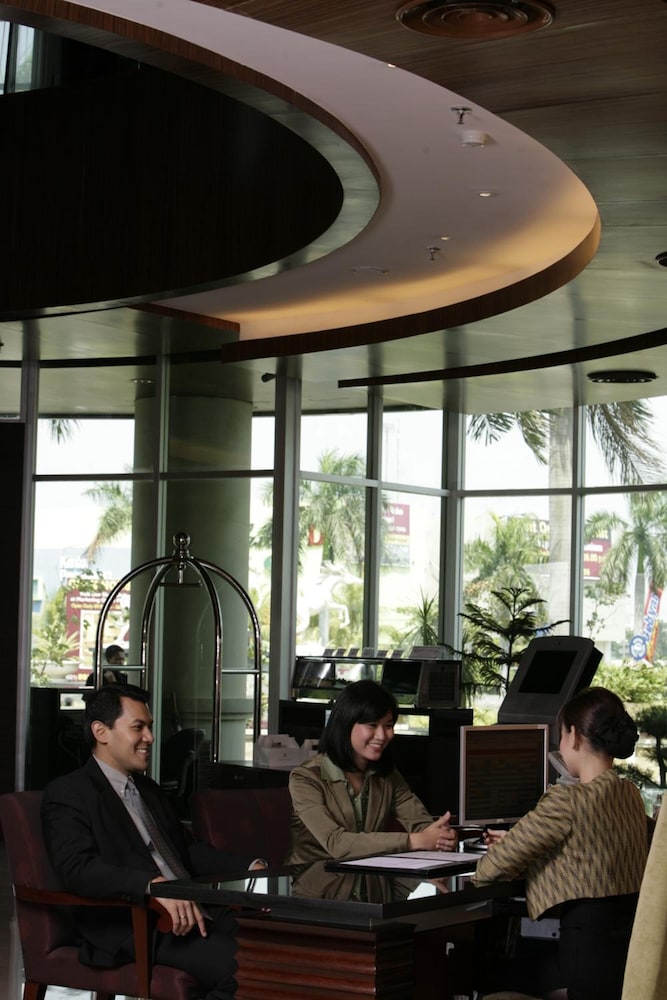 Hotel President Executive Club - Jababeka Cikarang 17/23