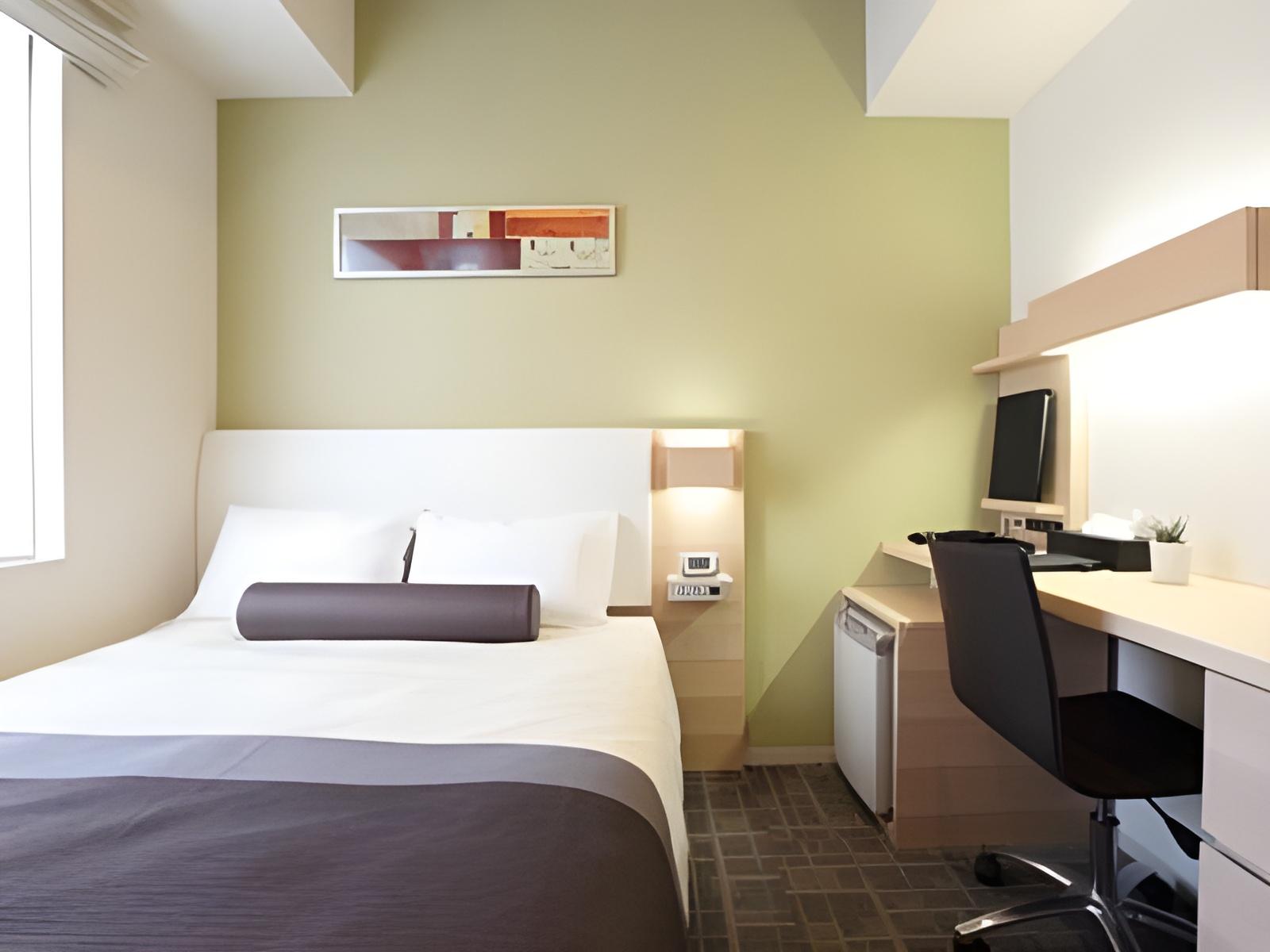 Semi Room, Single, Semi Double Bed, Kitchen
