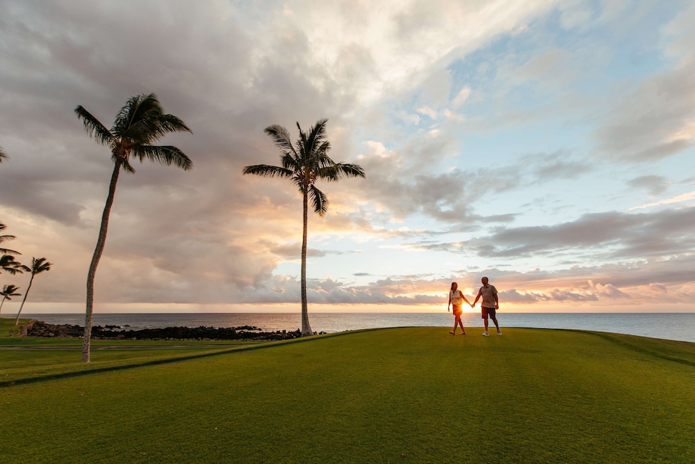 Mauna Lani Point 17/34