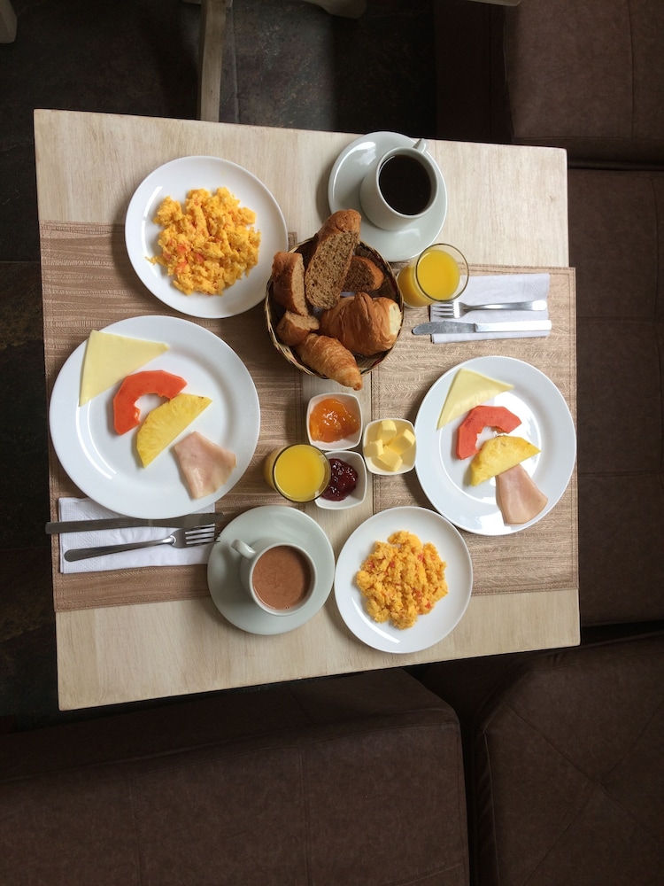 Hotel El Giro 35/50