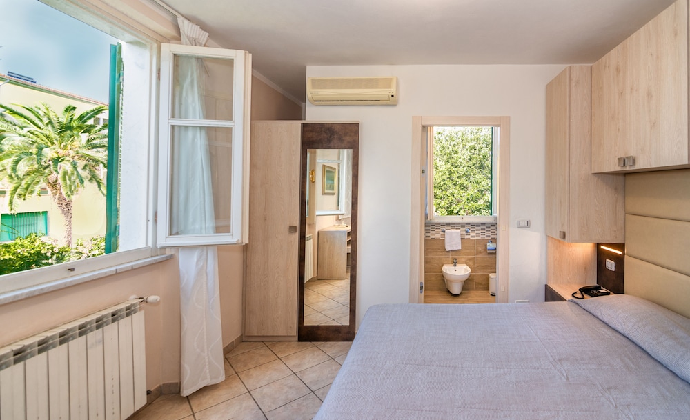 Hotel Eura 12/46