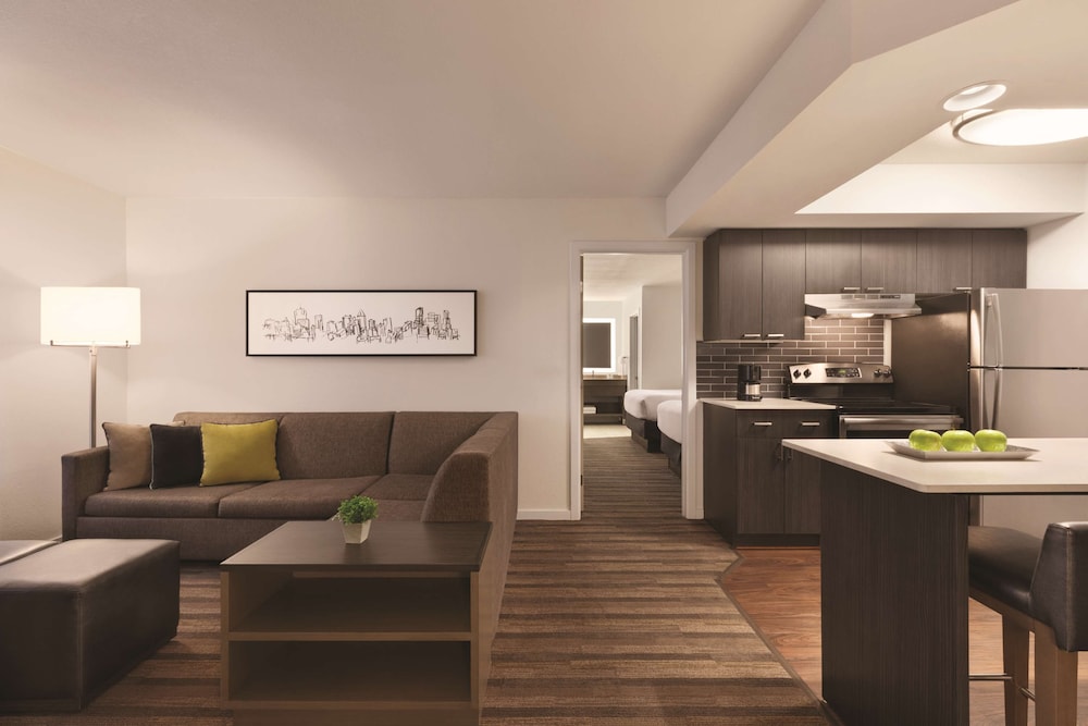 Hyatt House Boston/Burlington 49/72