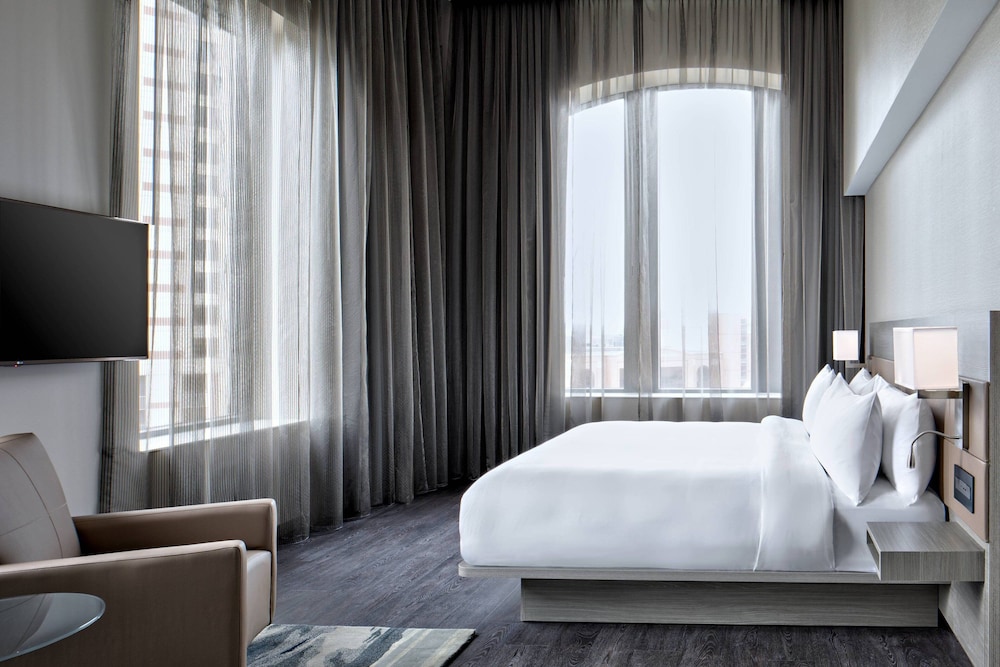 Ac Hotel Grand Rapids Downtown 18/56