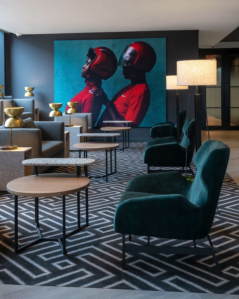 Radisson RED Hotel, Johannesburg Rosebank 44/75