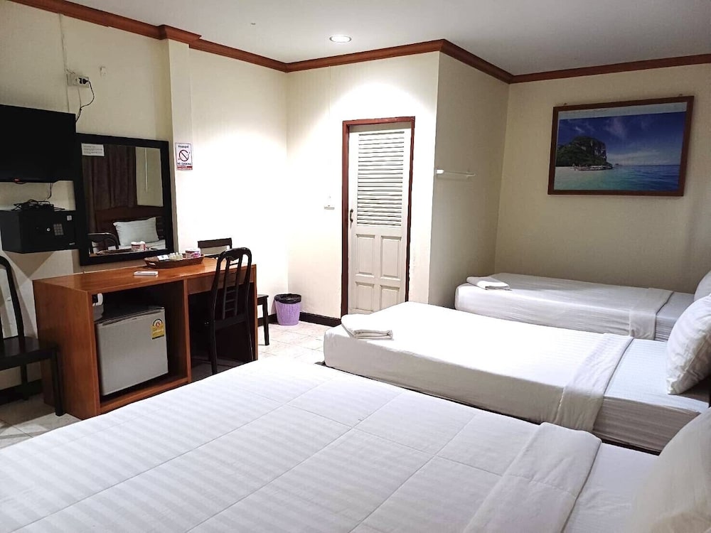 Golden Bee Phi Phi 25/50