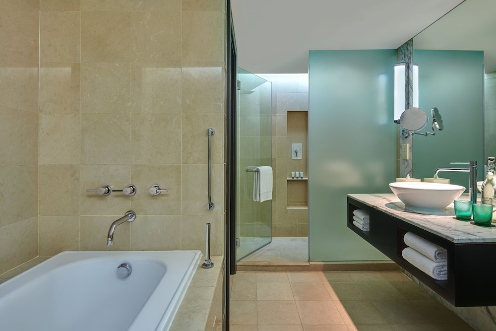 The Westin Kuala Lumpur Hotel 11/62