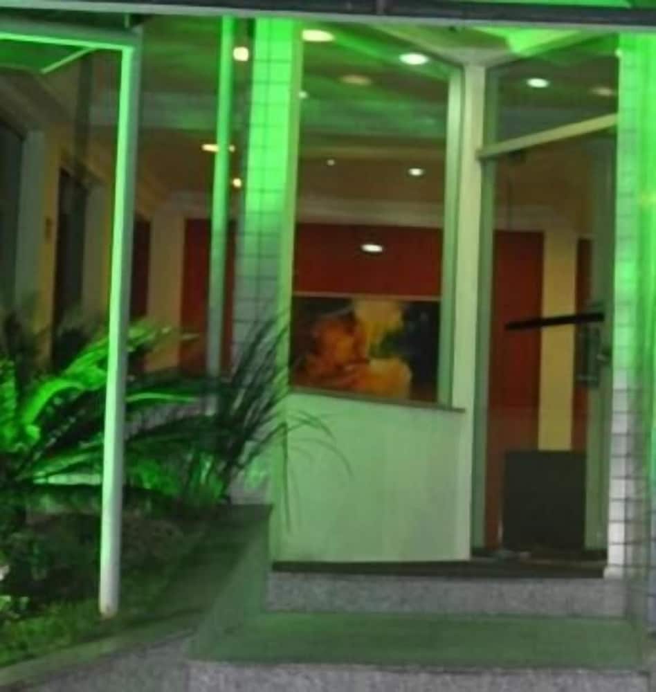 HOTEL VOLLARE 2/25
