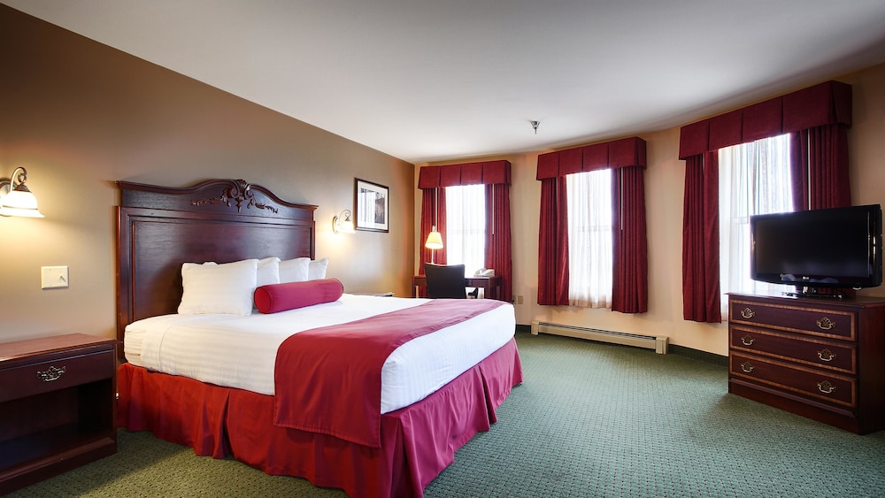 Best Western The Hotel Chequamegon 9/22