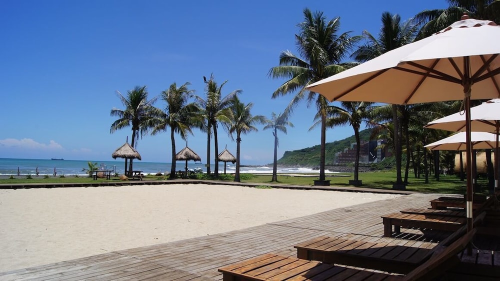 Sizihwan Sunset Beach Resort 45/50