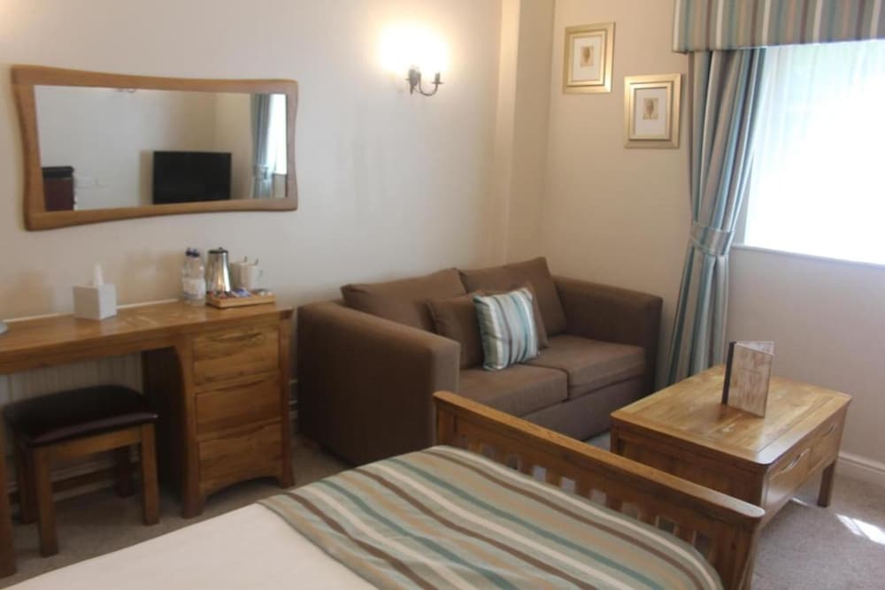 OYO Flagship Nant Ddu Lodge Hotel & Spa 41/70
