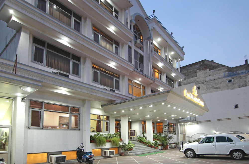 Le Grand Hotel 32/35