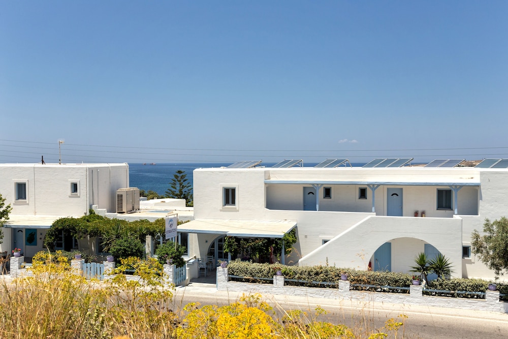 Stratos Apartments and Studios photo4