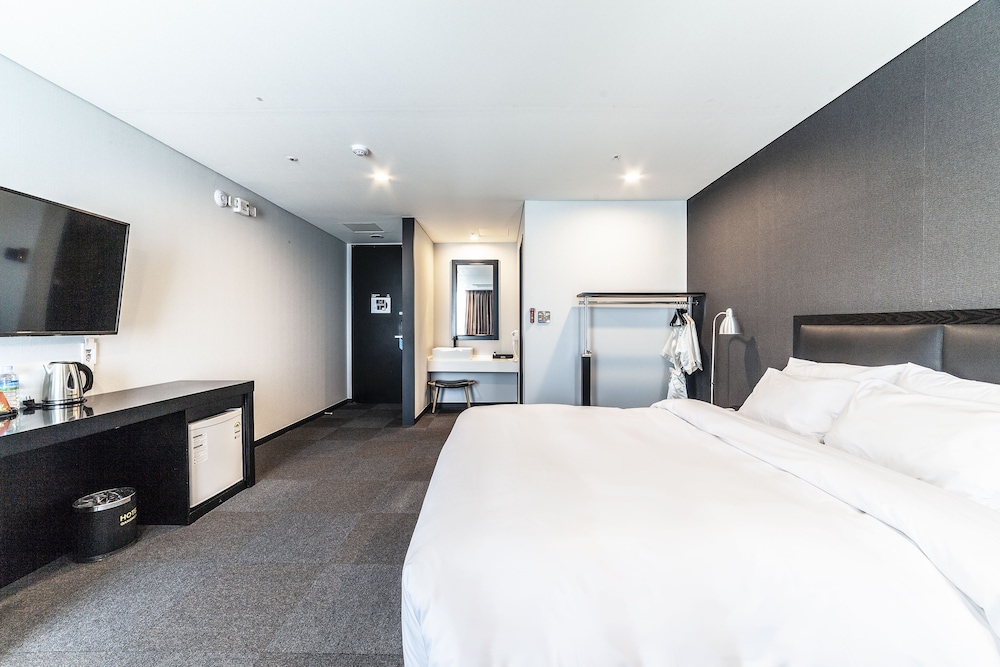 Gangneung Tourist Hotel 21/60