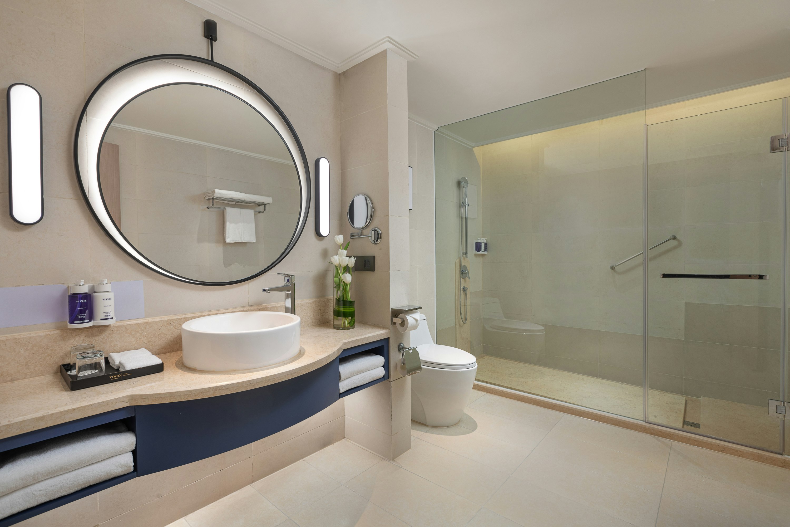 voco Guangzhou Shifu, an IHG Hotel 50/50