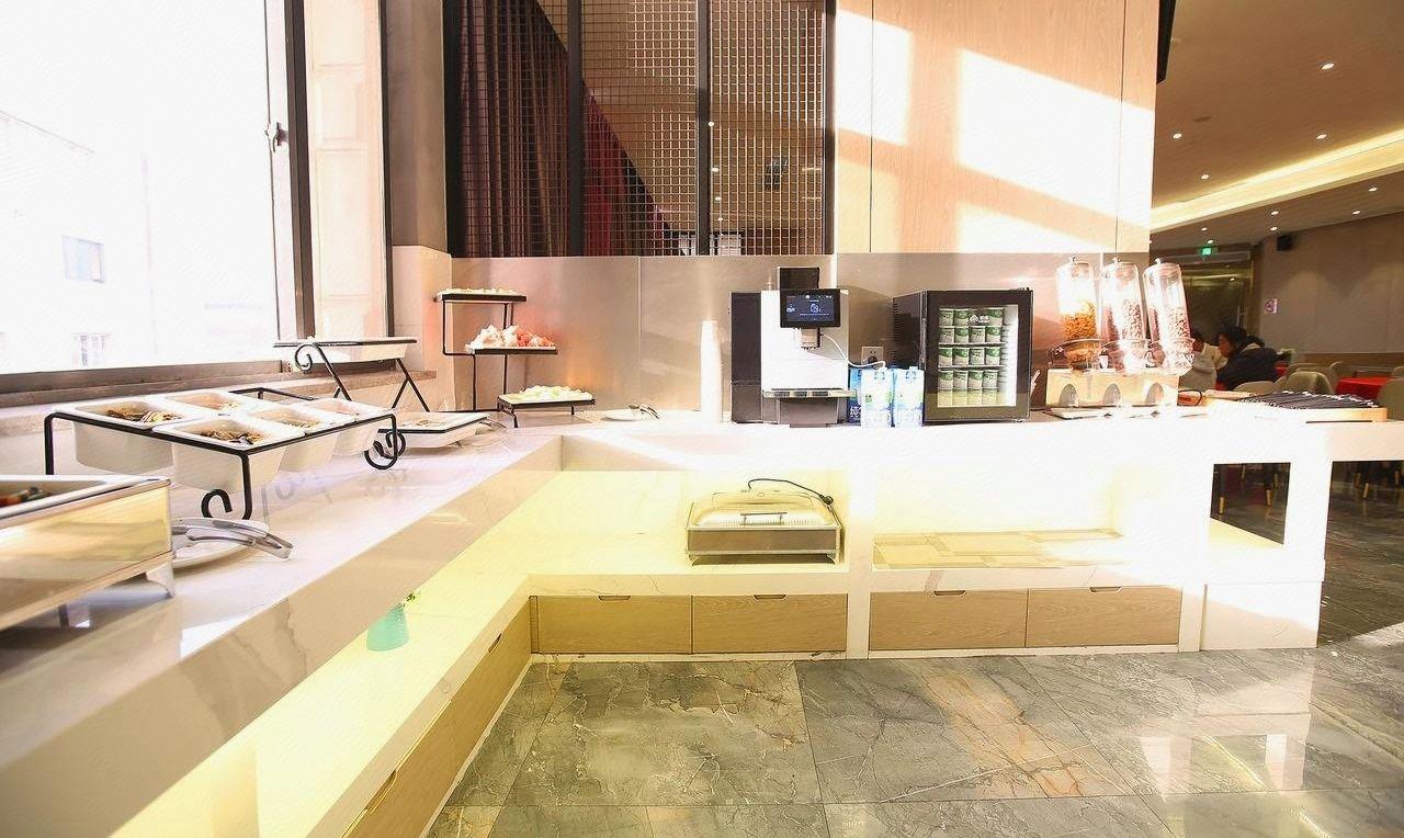 Jitai Hotel Shanghai Railway Station South Square 6/26