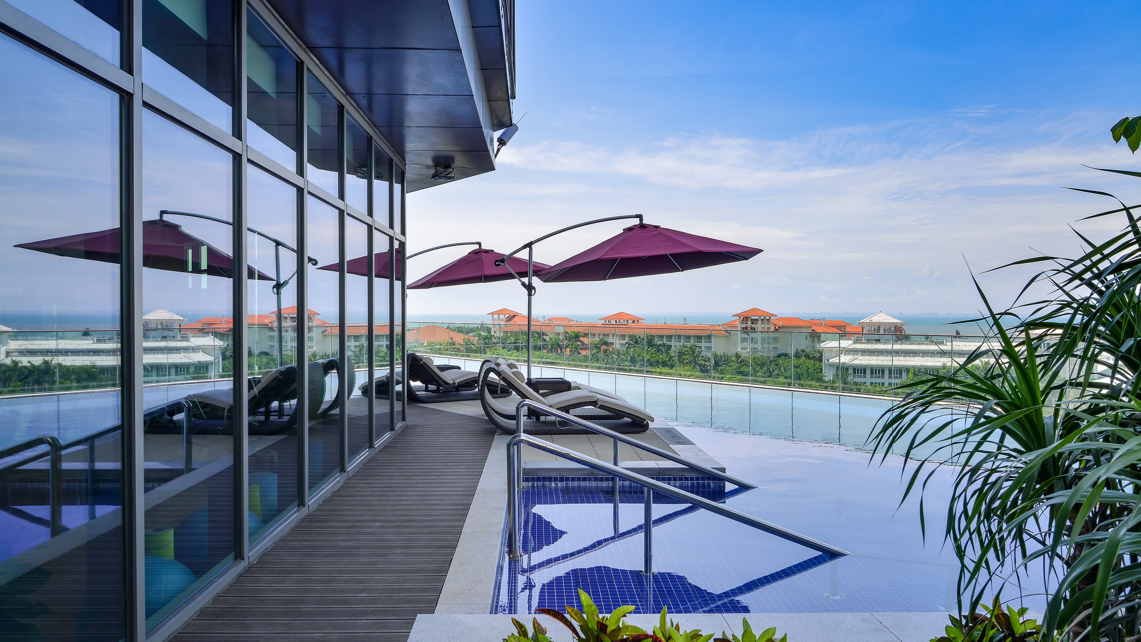 Holiday Inn Haikou West Coast 49/50