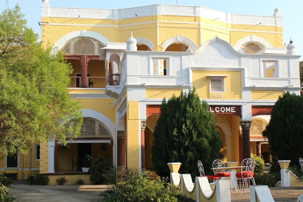 Bhanwar Vilas Palace 4/56