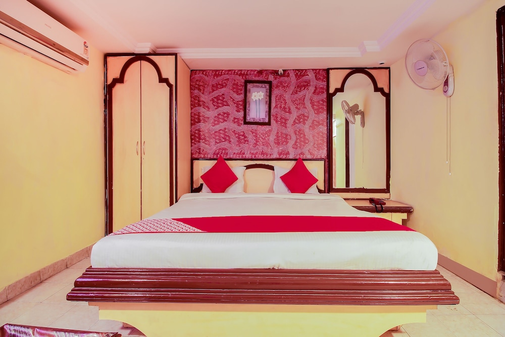 Oyo 12273 Hotel Indraprastha 7/16