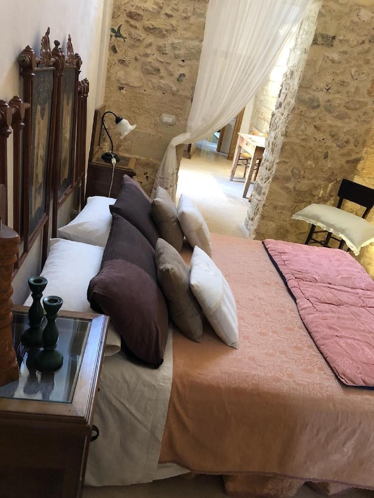 Borgo In Corte 18/72