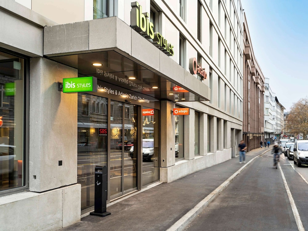 Ibis Styles Zurich City Center 65/68