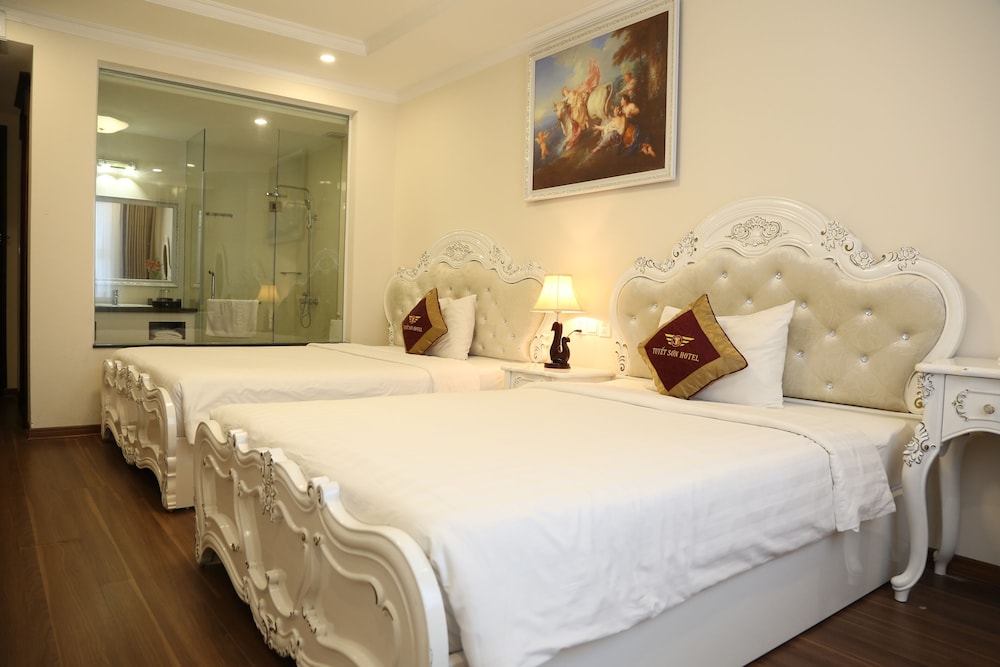 Tuyet Son Hotel 15/68