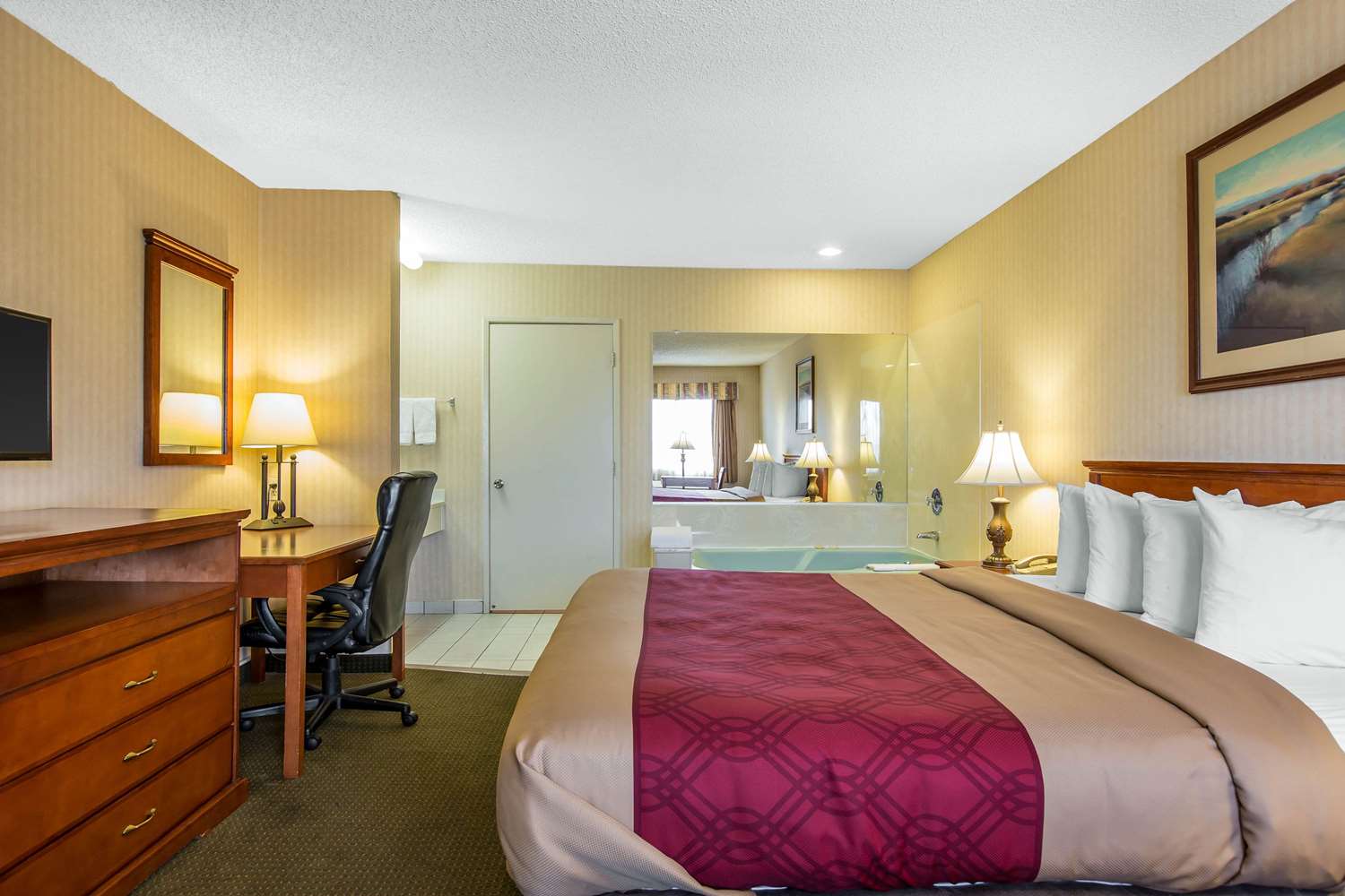 Econo Lodge Inn & Suites Riverside Corona 9/34