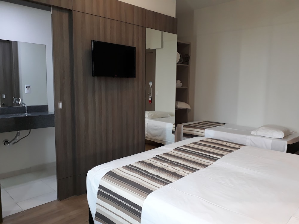 Valerim Itajai Hotel 19/48