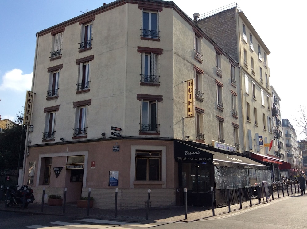 Hotel De La Place 23/23