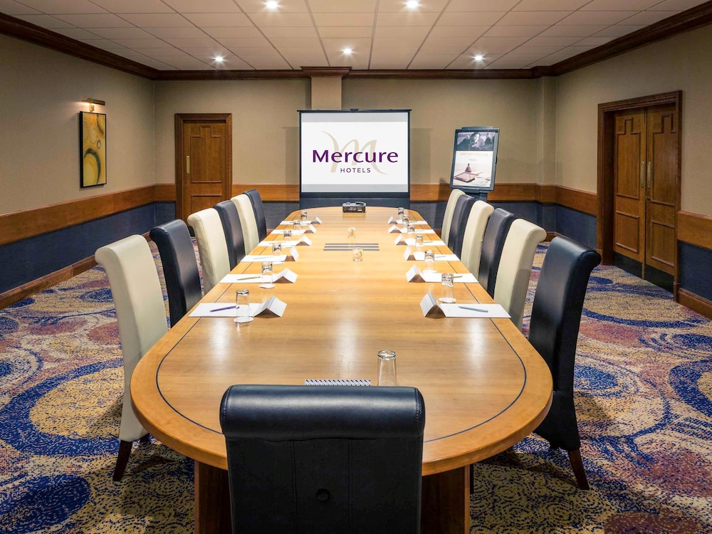 Mercure Daventry Court Hotel 63/79