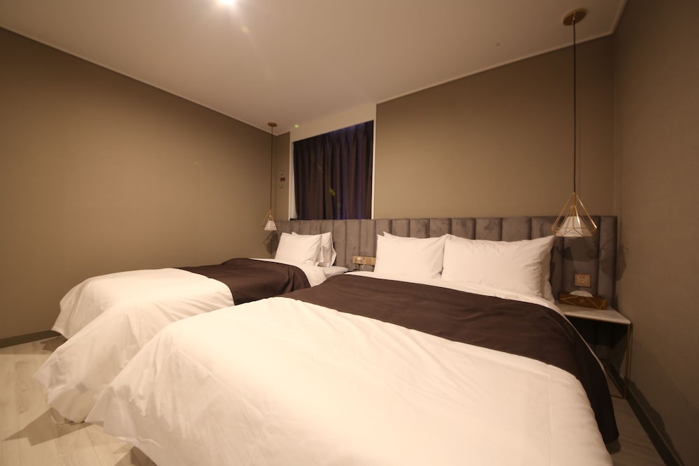 Busan Sasnag Den Basta Hotel 15/48