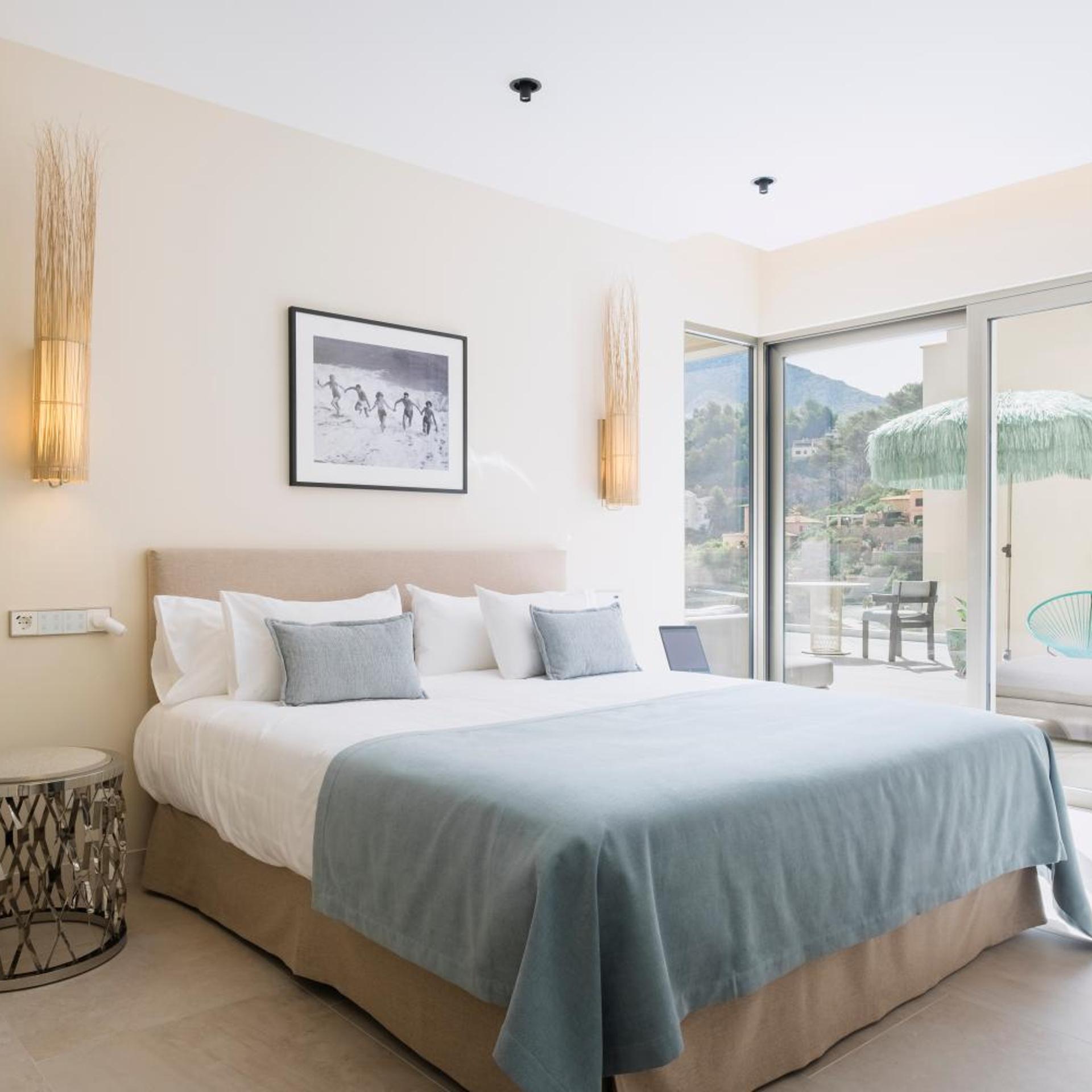 Superior, Double Bed, Shared Terrace