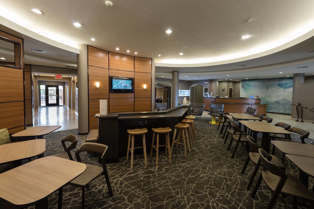 Springhill Suites by Marriott Ridgecrest 10/44