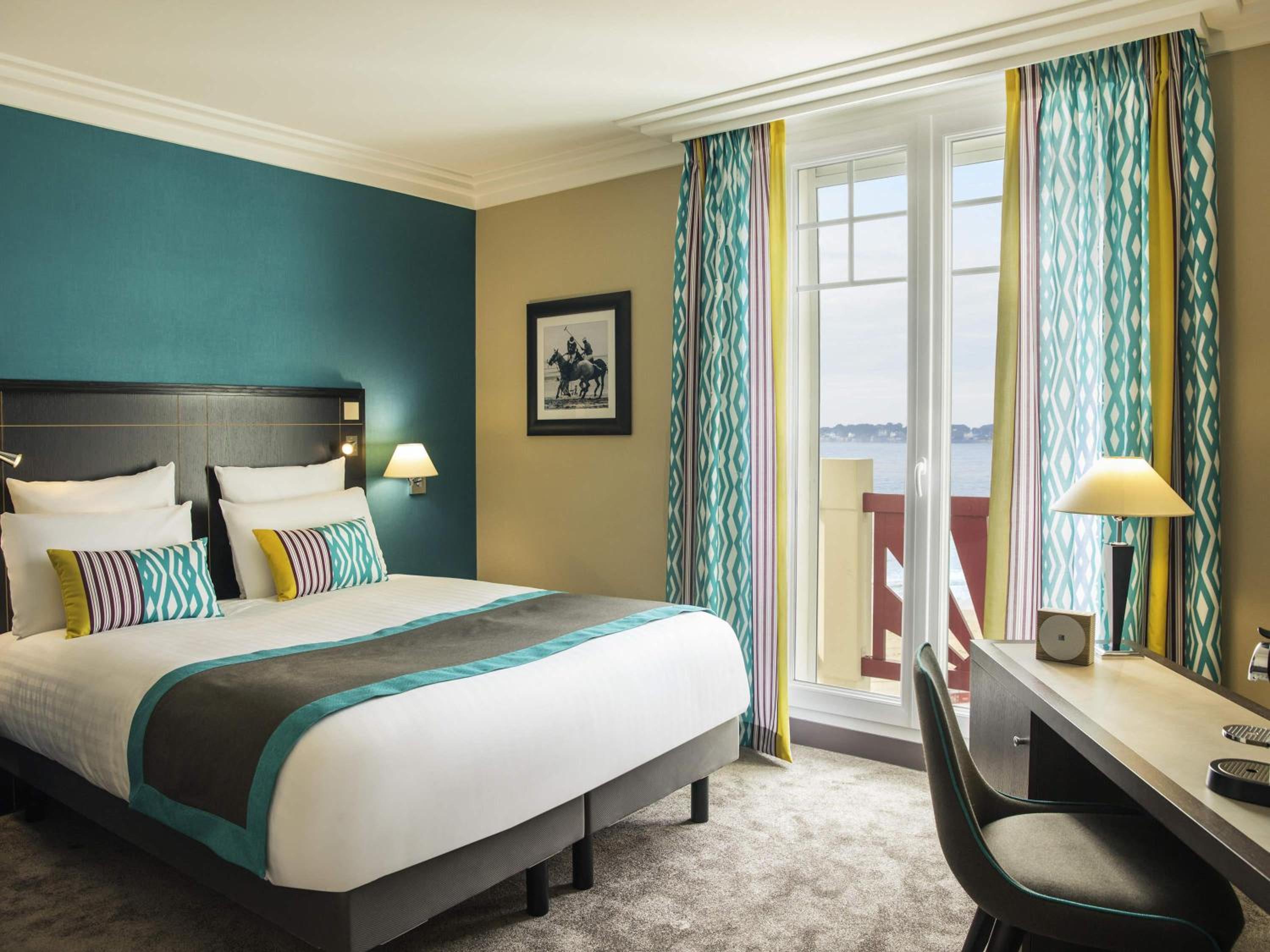 Classic, Double Bed, Sea Side