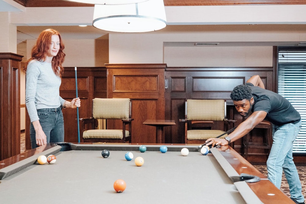 Ann Arbor Regent Hotel Suites 14/55