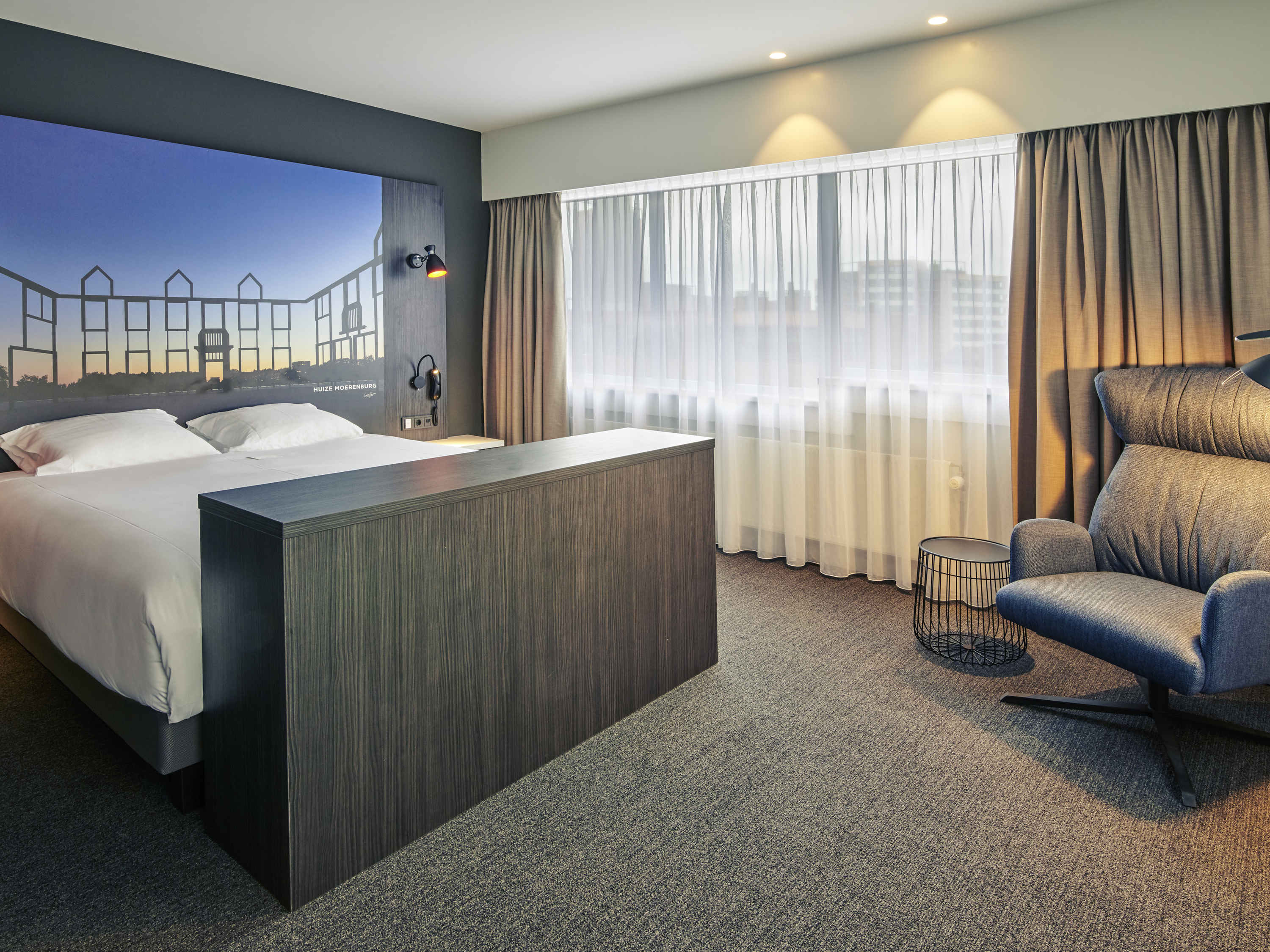 Executive, Suite, King Bed, Sofa