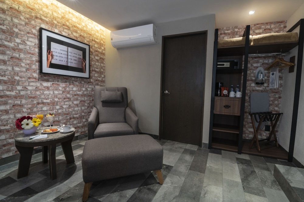 Hotel Ronda Minerva 37/62