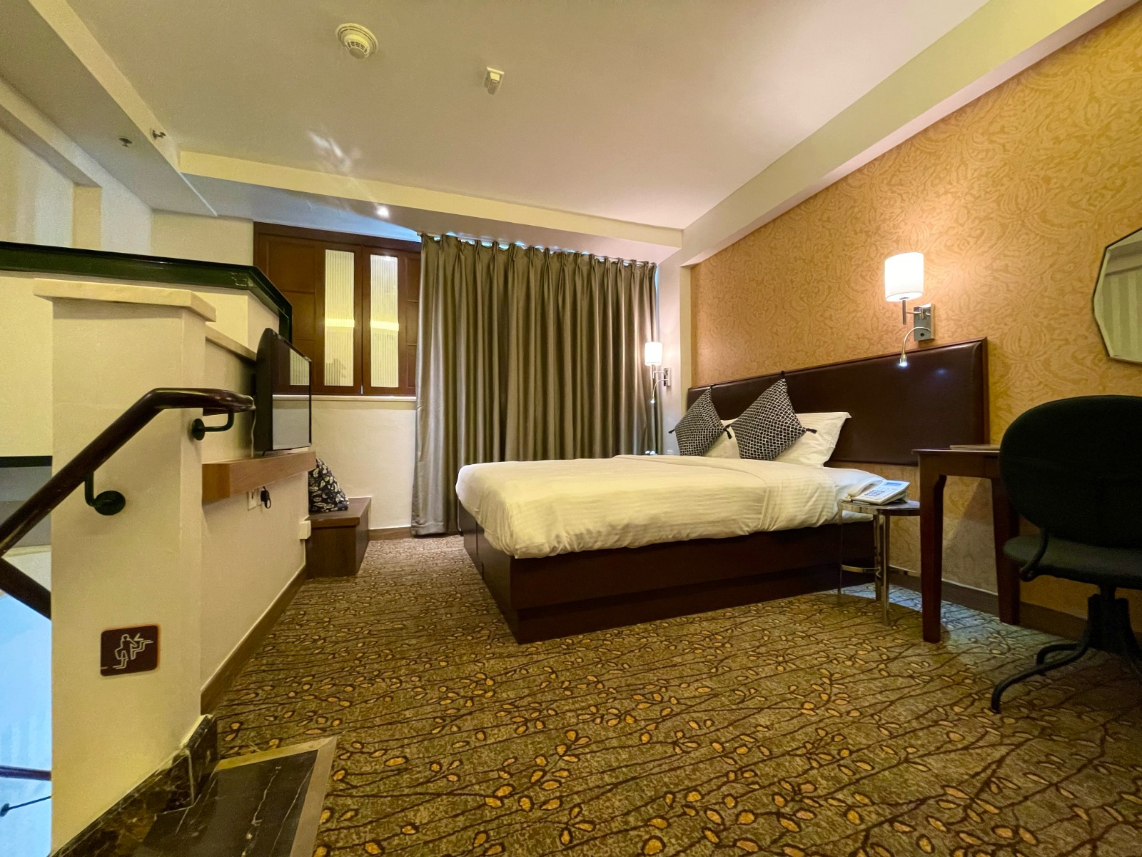 Lander Grand Hotel 40/72