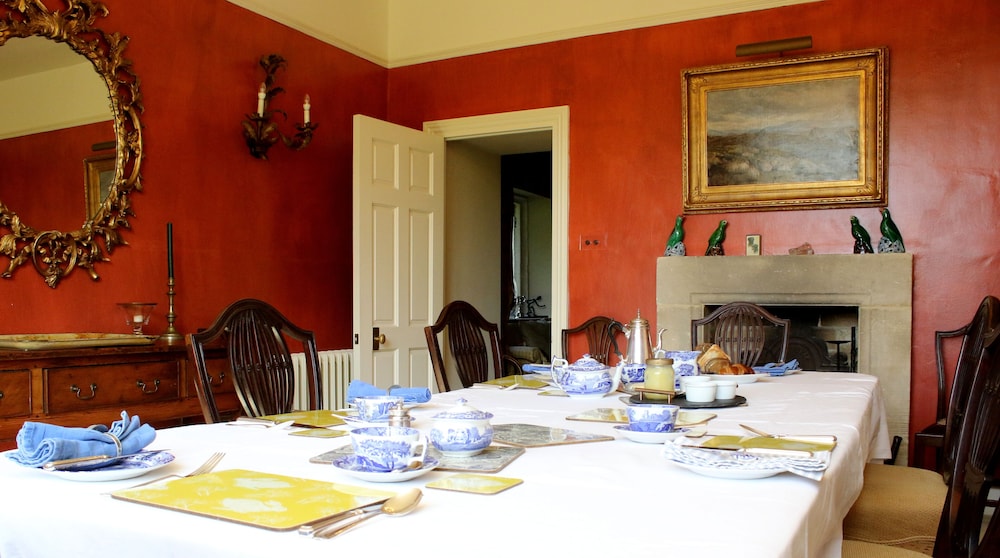 Aylworth Manor 36/50