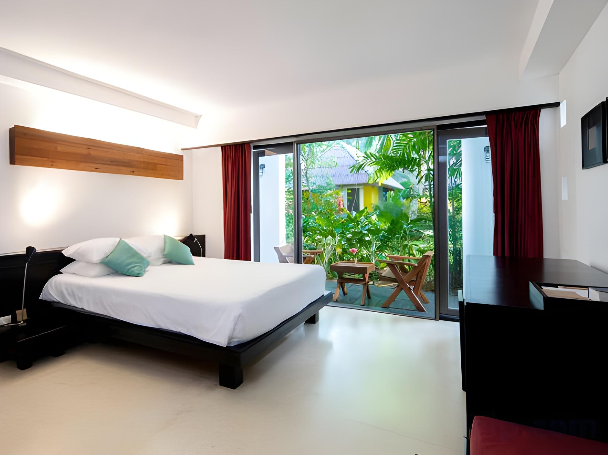 Coconut Room (36 sqm)
