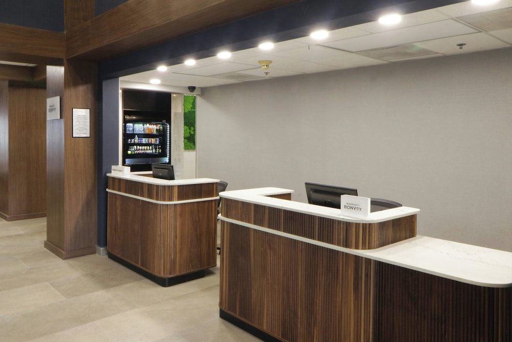 Courtyard By Marriott Monterrey Airport 4/50
