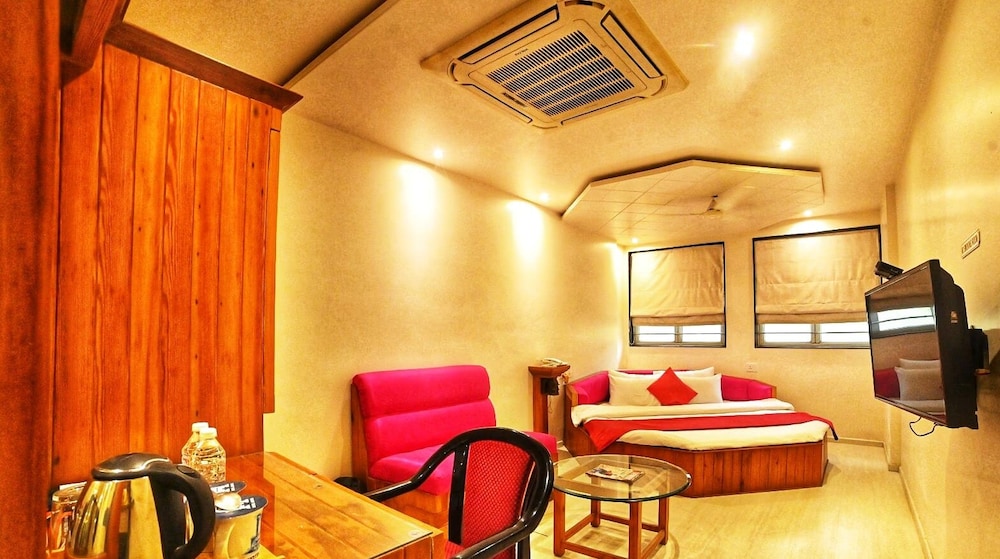Hotel Amrta 34/58