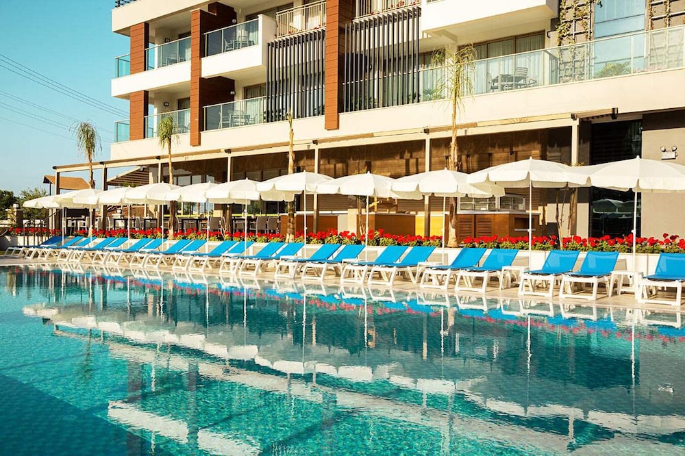 Calimera Side Resort 2/48