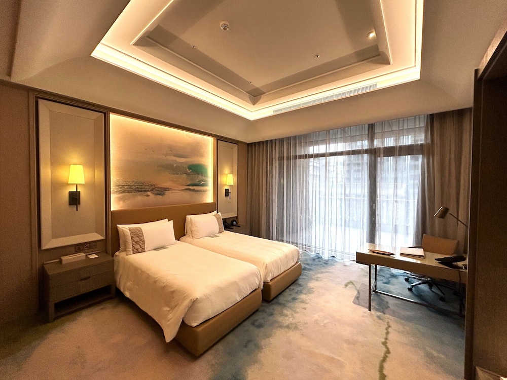 EXECUTIVE, TWIN BEDS, ACCESSIBLE