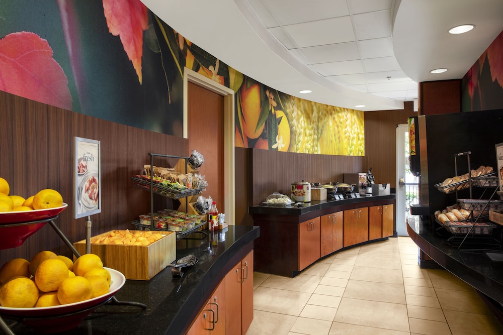 Fairfield Inn & Suites by Marriott Augusta 34/51
