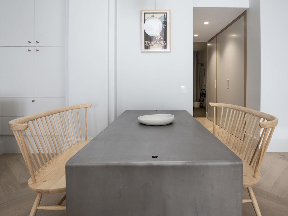 Mantra One Sandy Bay Road Hobart 52/64