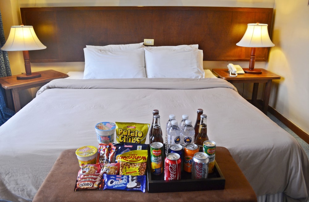 Subic Park Hotel 18/73